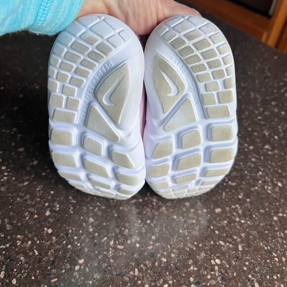 Nike Flex Runner 2 Toddler Girls Slip On Running Sneakers Size 7C Athletic Shoes - Picture 5 of 8